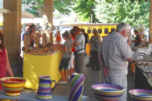 MARCHE ARTISANAL : LAUZ'ART